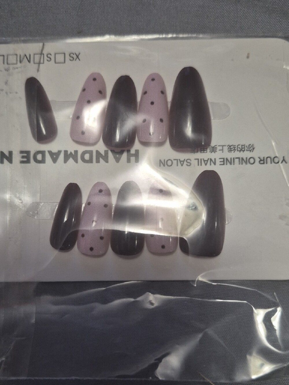 Fake Nails - Picture 3 of 10